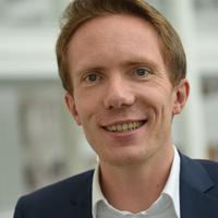 Pasfoto dr. mr. Nils Nijdam