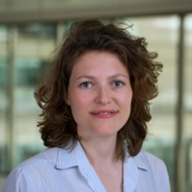 Pasfoto Rosalie Joosten